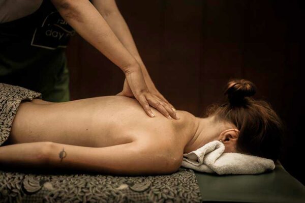 Relaxing massage at Bali Botanica Ubud